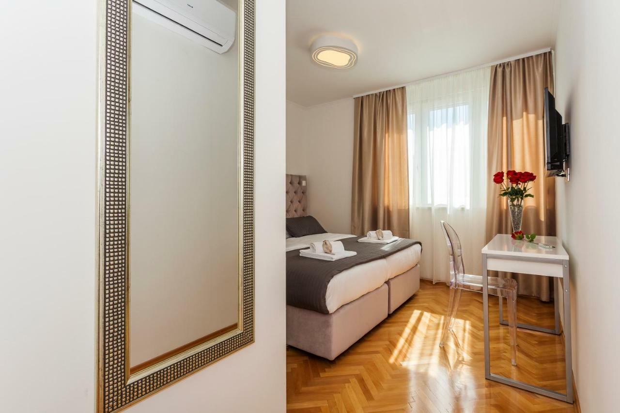 Valum Luxury Apartment สปลิท ภายนอก รูปภาพ
